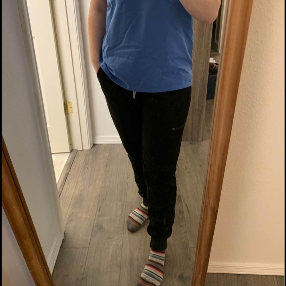 FIGS Black  Zamora Joggers